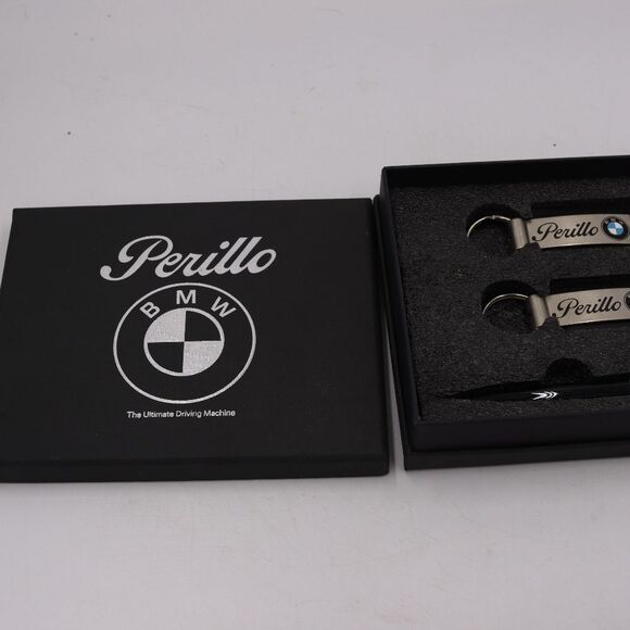 BMW Key Chains and Pen Gift Set OEM Collectable Set New in Box - Picture 7 of 8